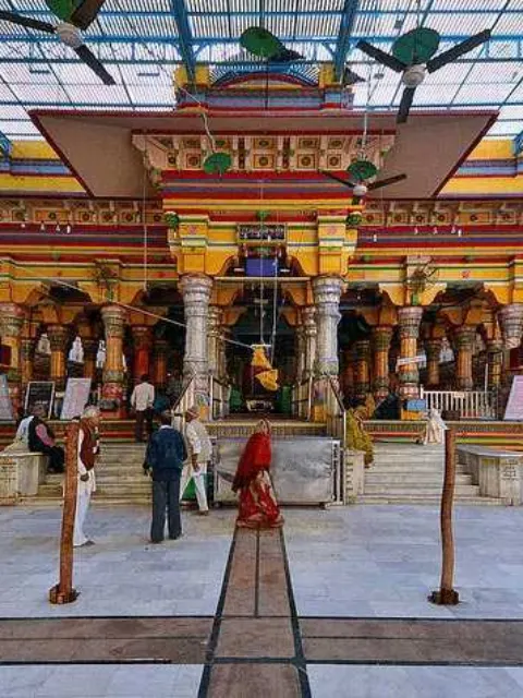 Dwarkadhish Temple, Mathura